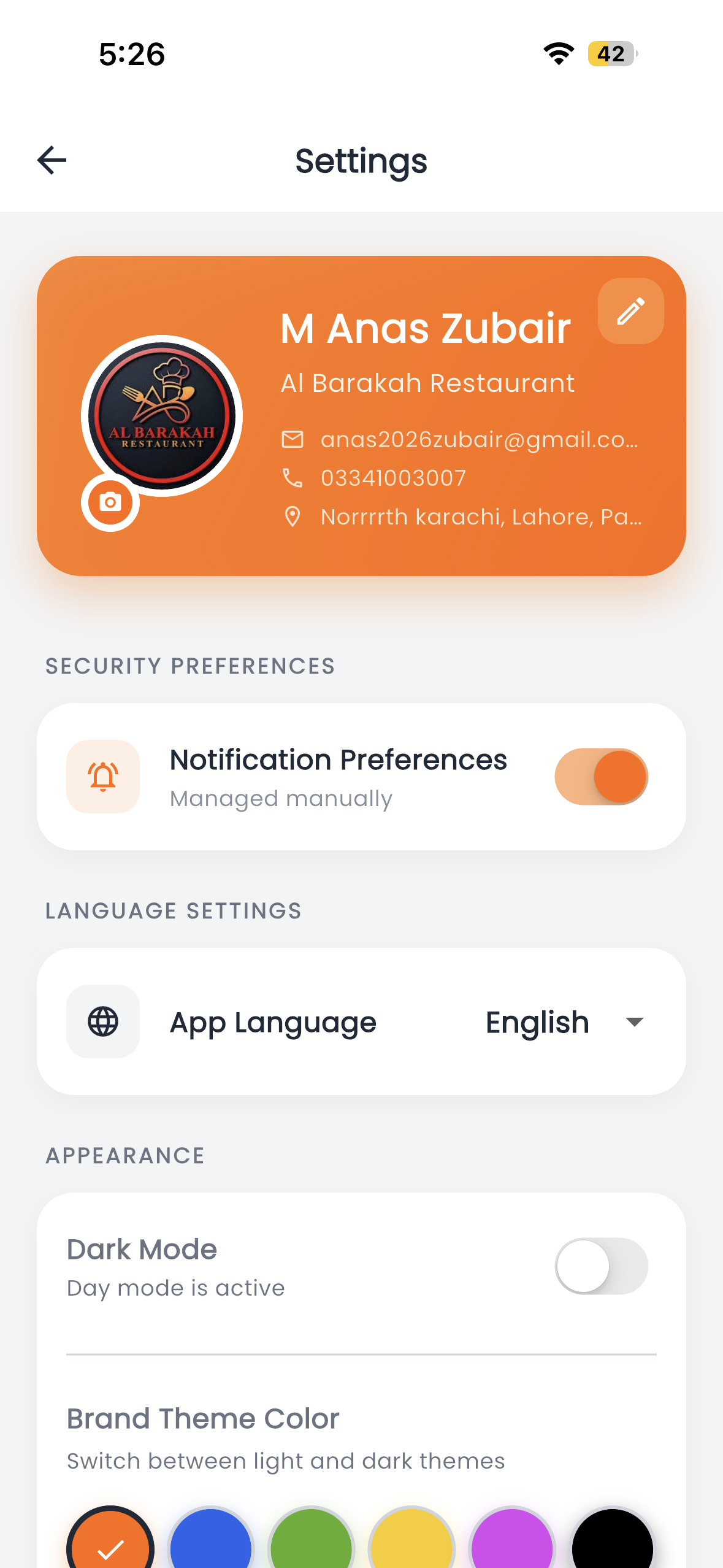 Dinease team roles and permissions screen